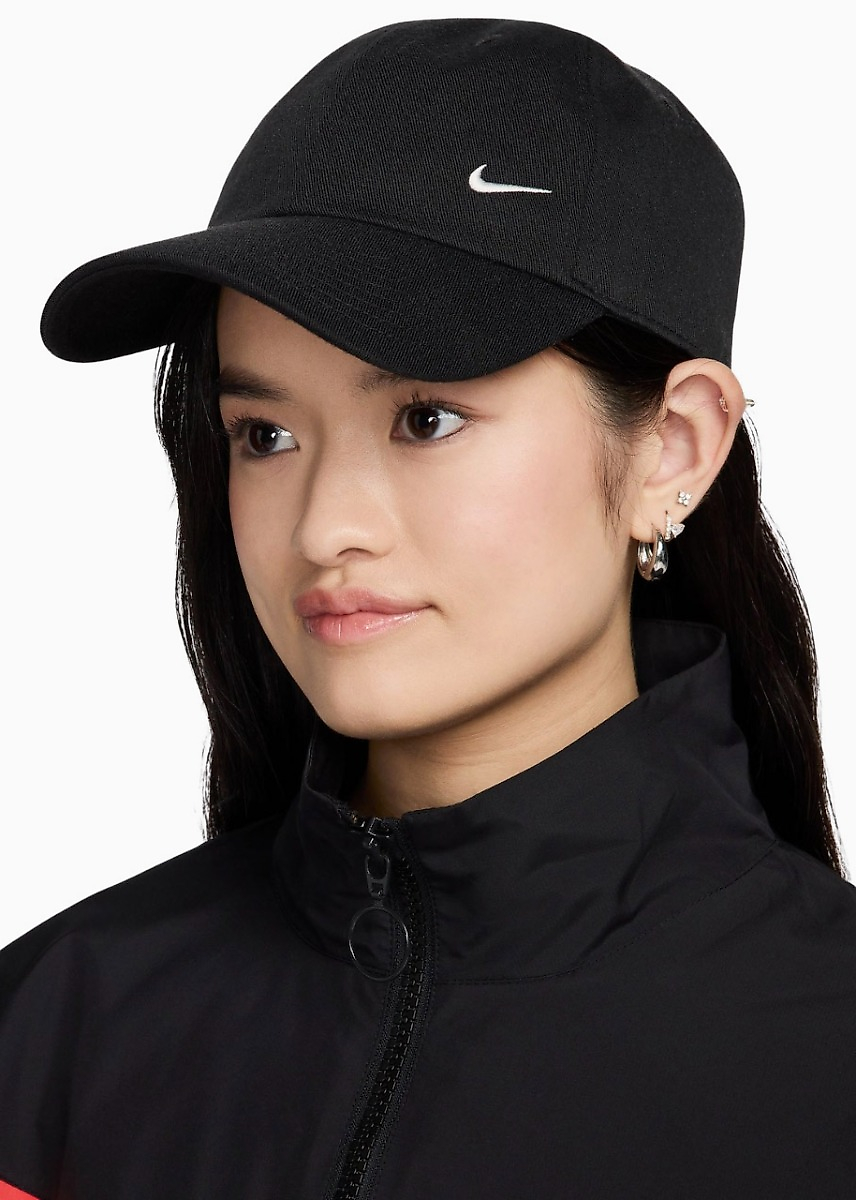 Pet Nike Club FZ5698 010