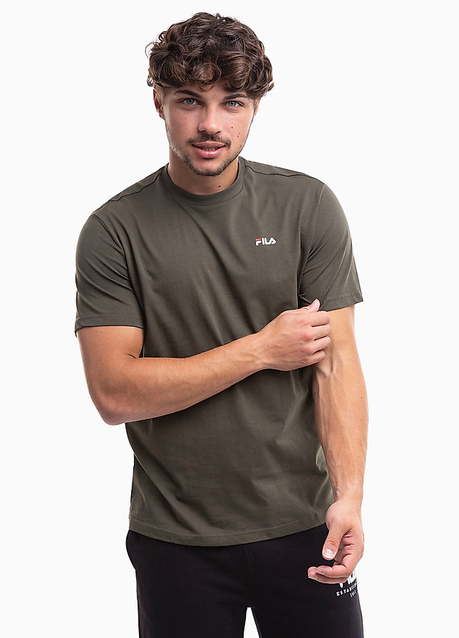 Fila Heren t-shirt Laas Regular Tee FAM0874 60081 Fila Heren t-shirt Laas Regular Tee FAM0874 60081