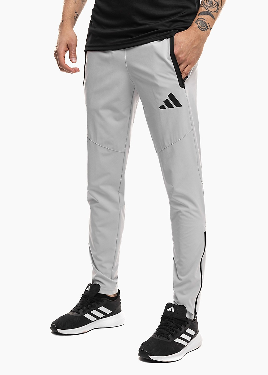 Heren Broek adidas Tiro 26 Travel Woven KE8363